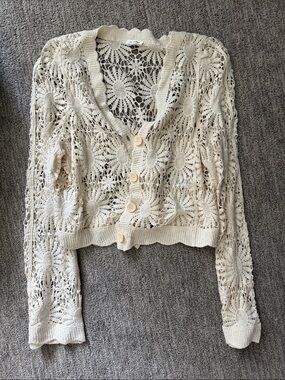 En Creme Cream Crochet Floral Button-Up Cardigan